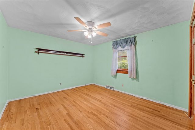 129 Sawmill Lane, Penn Twp, PA 16053