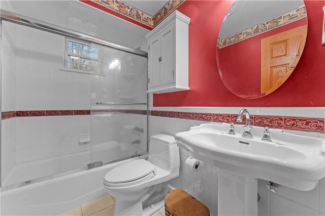 129 Sawmill Lane, Penn Twp, PA 16053