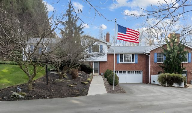 129 Sawmill Lane, Penn Twp, PA 16053