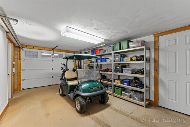 129 Sawmill Lane, Penn Twp, PA 16053