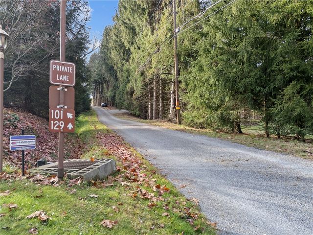 129 Sawmill Lane, Penn Twp, PA 16053