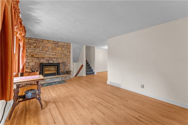 129 Sawmill Lane, Penn Twp, PA 16053