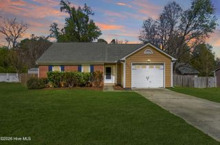 534 Shadowridge Road, Jacksonville, NC 28546