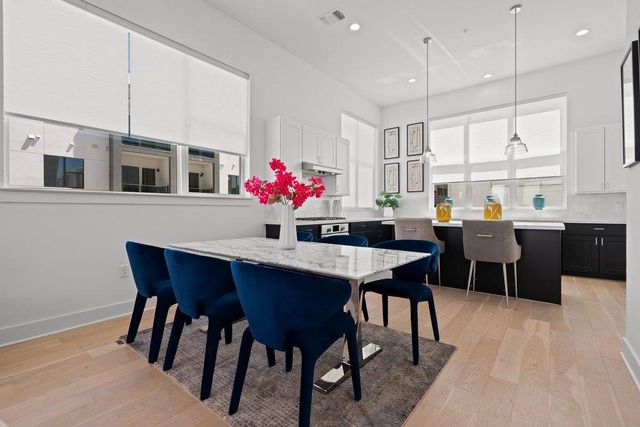 2805 McCurdy ST 19, Austin, TX 78723