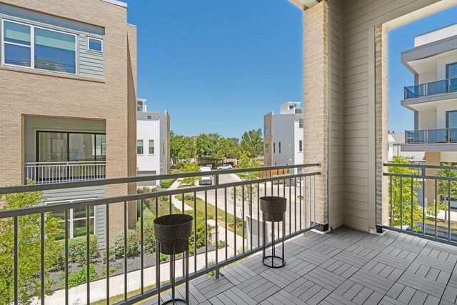 2805 McCurdy ST 19, Austin, TX 78723
