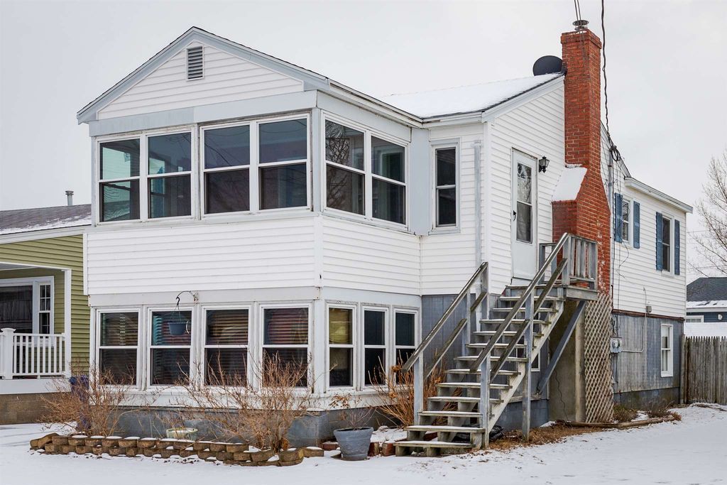 Image 1 of property listing at 11 Tuttle Avenue, Hampton, NH 03842