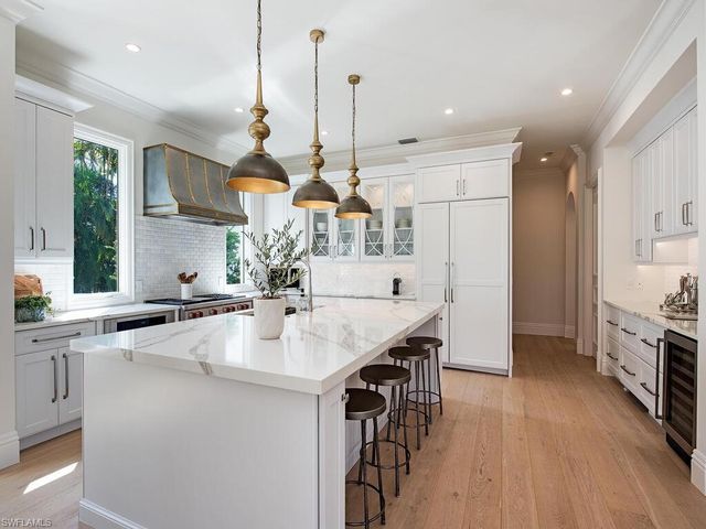 XXX Lantern LN, Naples, FL 34102