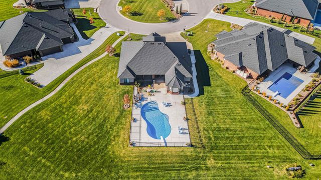 3854 N Red Fox Circle, Maize, KS 67101