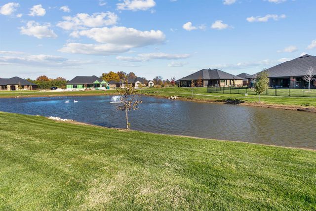 3854 N Red Fox Circle, Maize, KS 67101