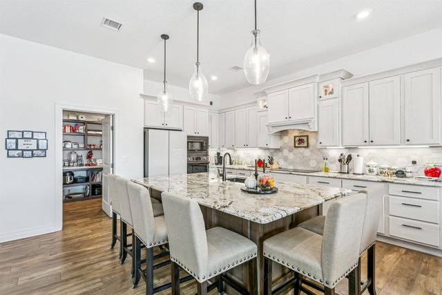 3854 N Red Fox Circle, Maize, KS 67101