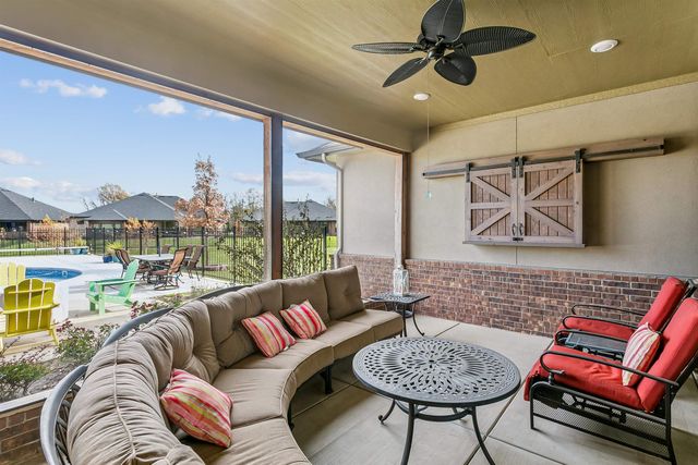 3854 N Red Fox Circle, Maize, KS 67101