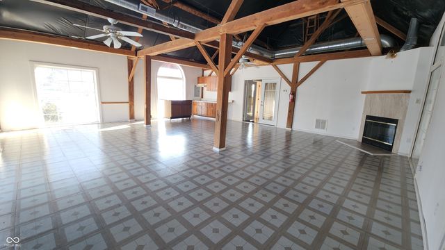 3545 W Us Highway 136, Crawfordsville, IN 47933