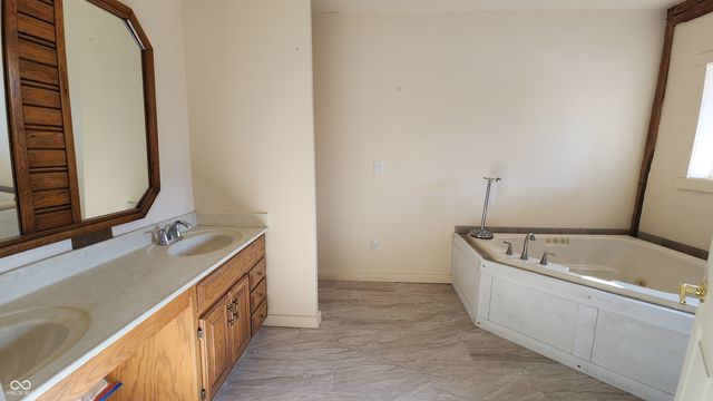 3545 W Us Highway 136, Crawfordsville, IN 47933