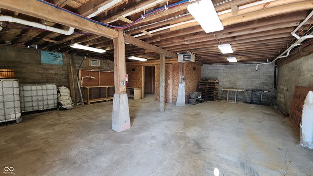 3545 W Us Highway 136, Crawfordsville, IN 47933