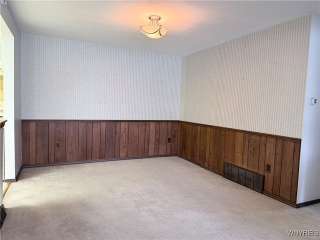 20 Carriage Drive 3, Orchard Park, NY 14127