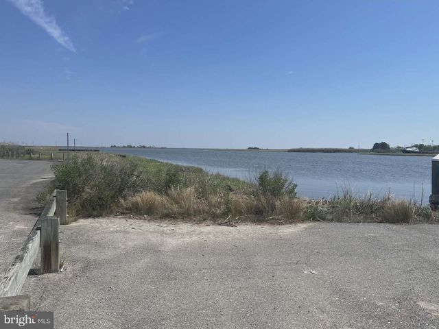 370 BAY AVE, Milford, DE 19963