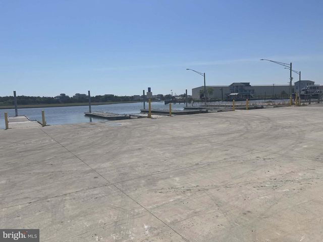 370 BAY AVE, Milford, DE 19963