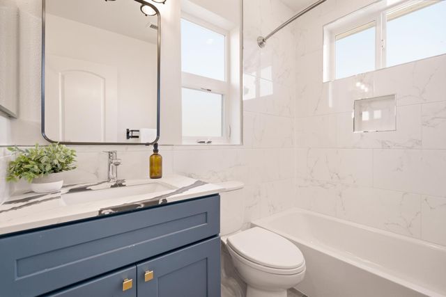 1721 Middlefield Road, Redwood City, CA 94063