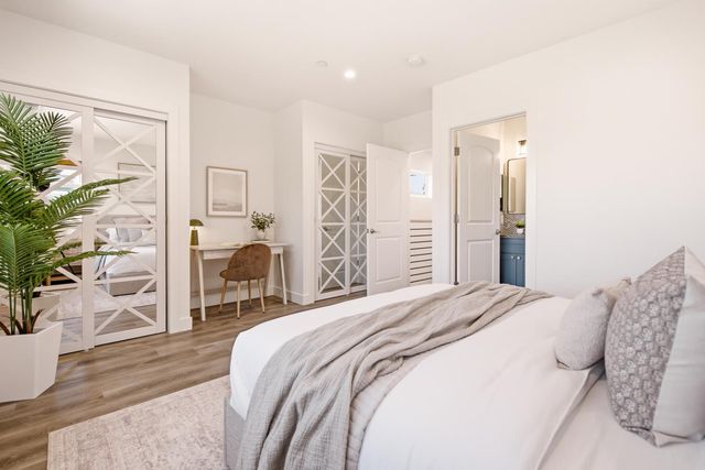 1721 Middlefield Road, Redwood City, CA 94063