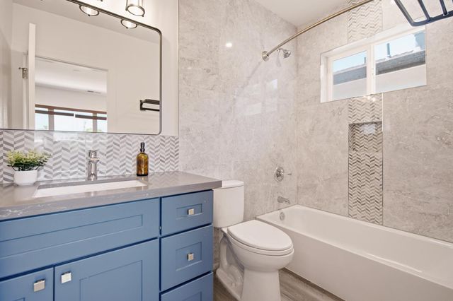 1721 Middlefield Road, Redwood City, CA 94063
