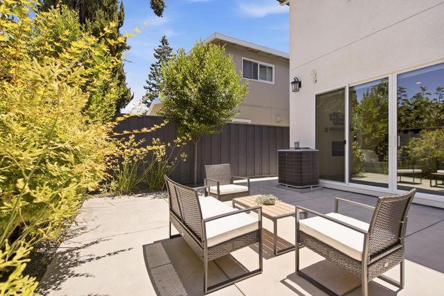 1721 Middlefield Road, Redwood City, CA 94063