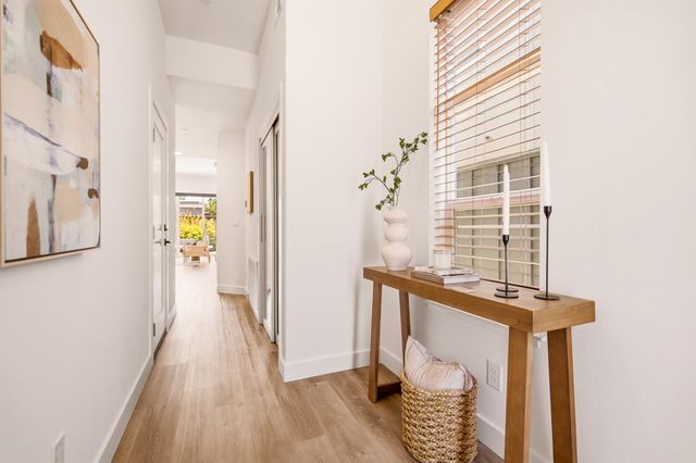 1721 Middlefield Road, Redwood City, CA 94063