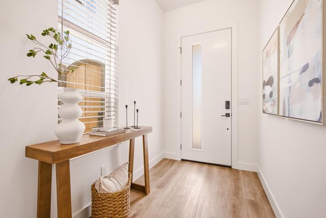 1721 Middlefield Road, Redwood City, CA 94063