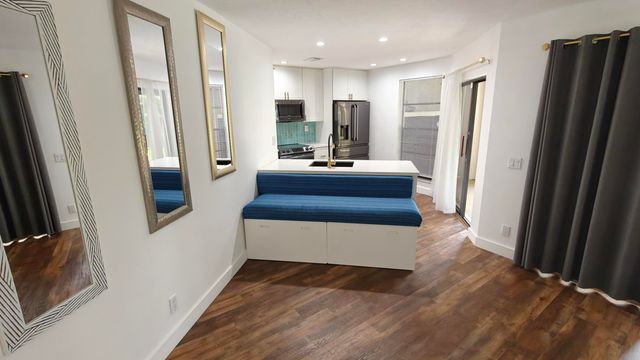 385 NW 36th Avenue, Deerfield Beach, FL 33442