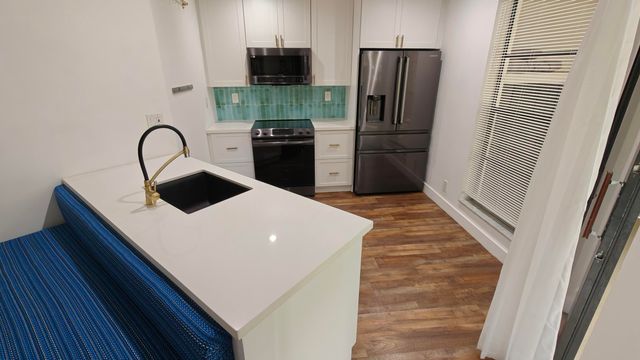 385 NW 36th Avenue, Deerfield Beach, FL 33442