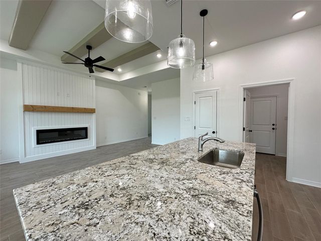 813 Eagle Cross CV, Salado, TX 76571