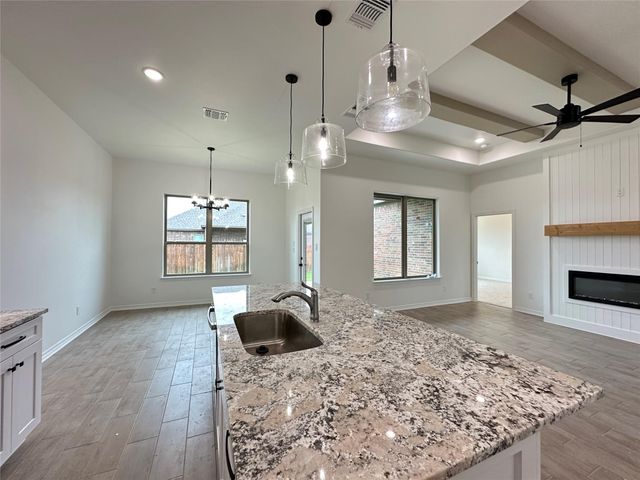 813 Eagle Cross CV, Salado, TX 76571