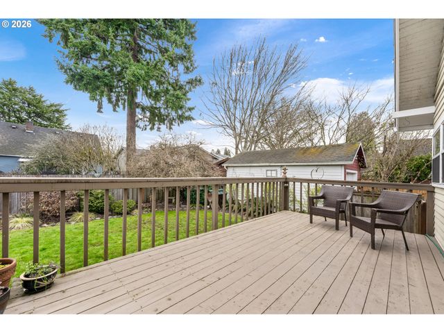 2106 Se KNAPP St, Portland, OR 97202