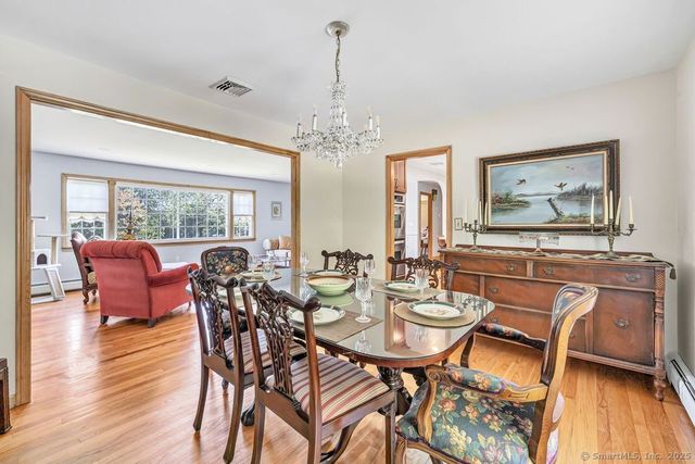 484 New England Lane, Orange, CT 06477