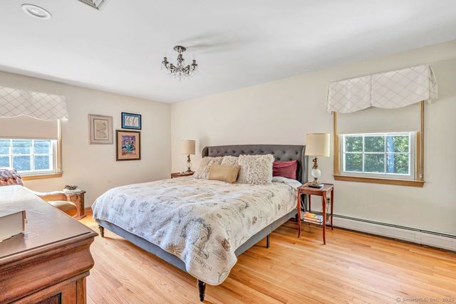 484 New England Lane, Orange, CT 06477