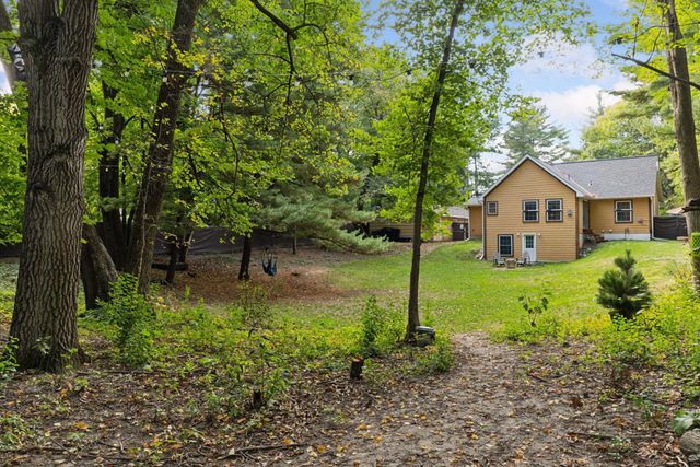 312 Pineview Lane N, Plymouth, MN 55441