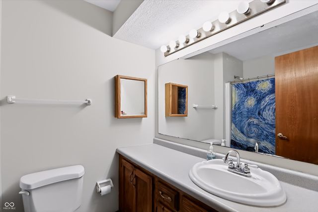 5444 N Meadow Drive, Indianapolis, IN 46268