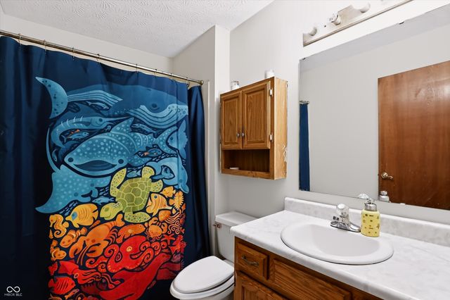 5444 N Meadow Drive, Indianapolis, IN 46268