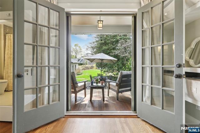 512 Ackerman Avenue, Glen Rock, NJ 07452