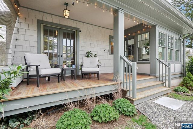 512 Ackerman Avenue, Glen Rock, NJ 07452