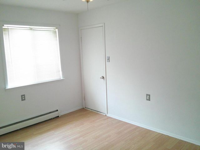 75 MONTSERRAT ST, Toms River, NJ 08757