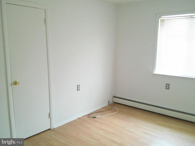 75 MONTSERRAT ST, Toms River, NJ 08757