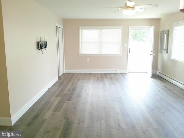 75 MONTSERRAT ST, Toms River, NJ 08757