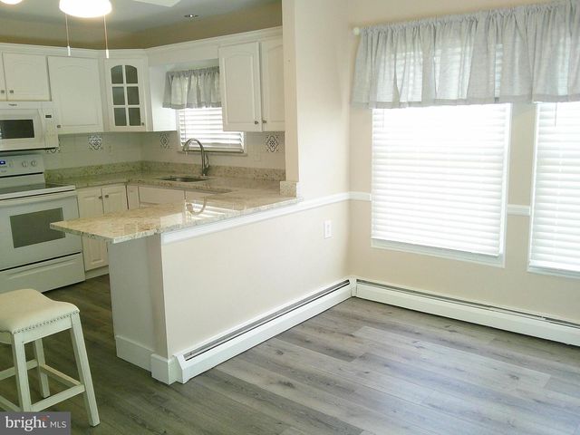 75 MONTSERRAT ST, Toms River, NJ 08757