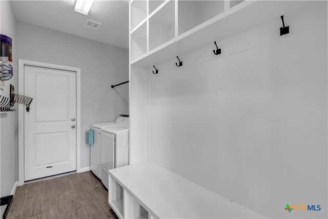 121 Woods Edge Lane, Georgetown, TX 78628