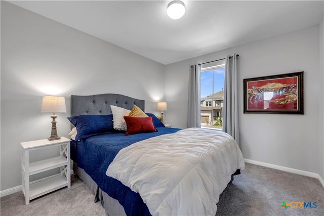 121 Woods Edge Lane, Georgetown, TX 78628