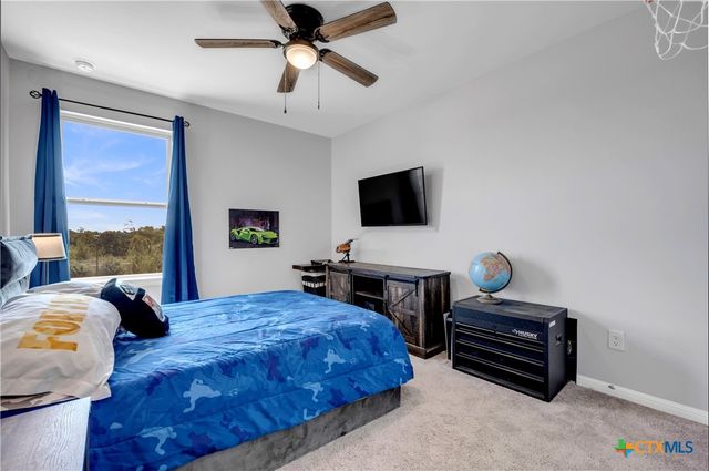 121 Woods Edge Lane, Georgetown, TX 78628