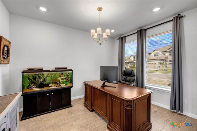 121 Woods Edge Lane, Georgetown, TX 78628