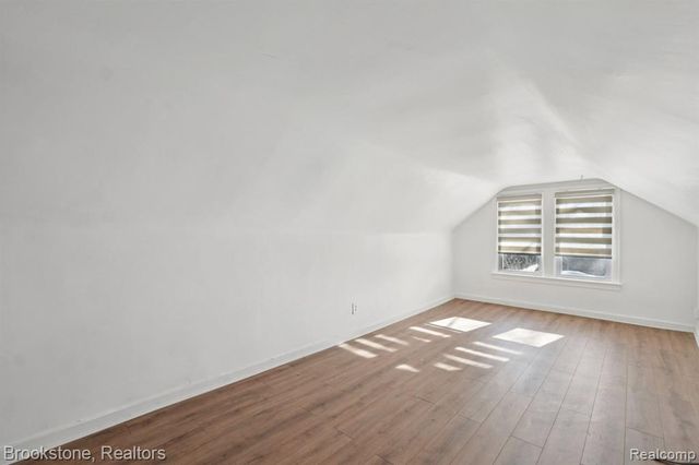 214 W 12 Mile Road, Royal Oak, MI 48073