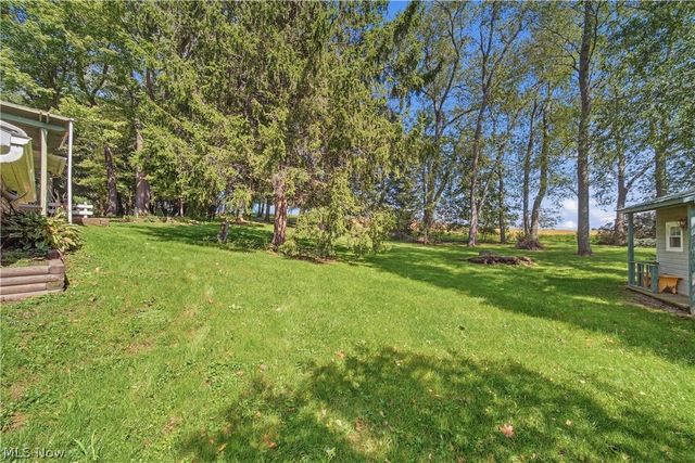 6180 Chesham Avenue NE, Canton, OH 44721