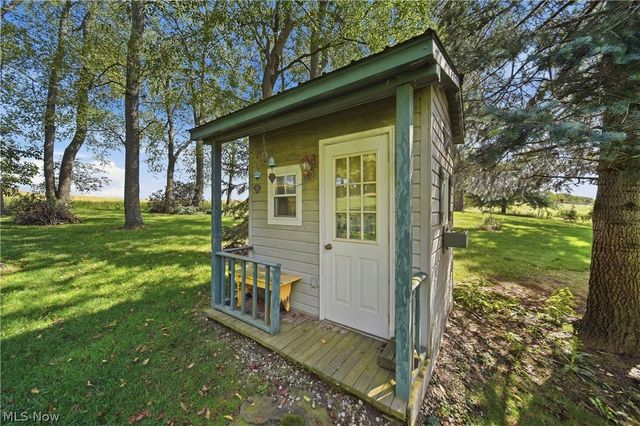 6180 Chesham Avenue NE, Canton, OH 44721